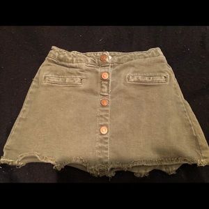 Green Zara Girls denim skirt size 4